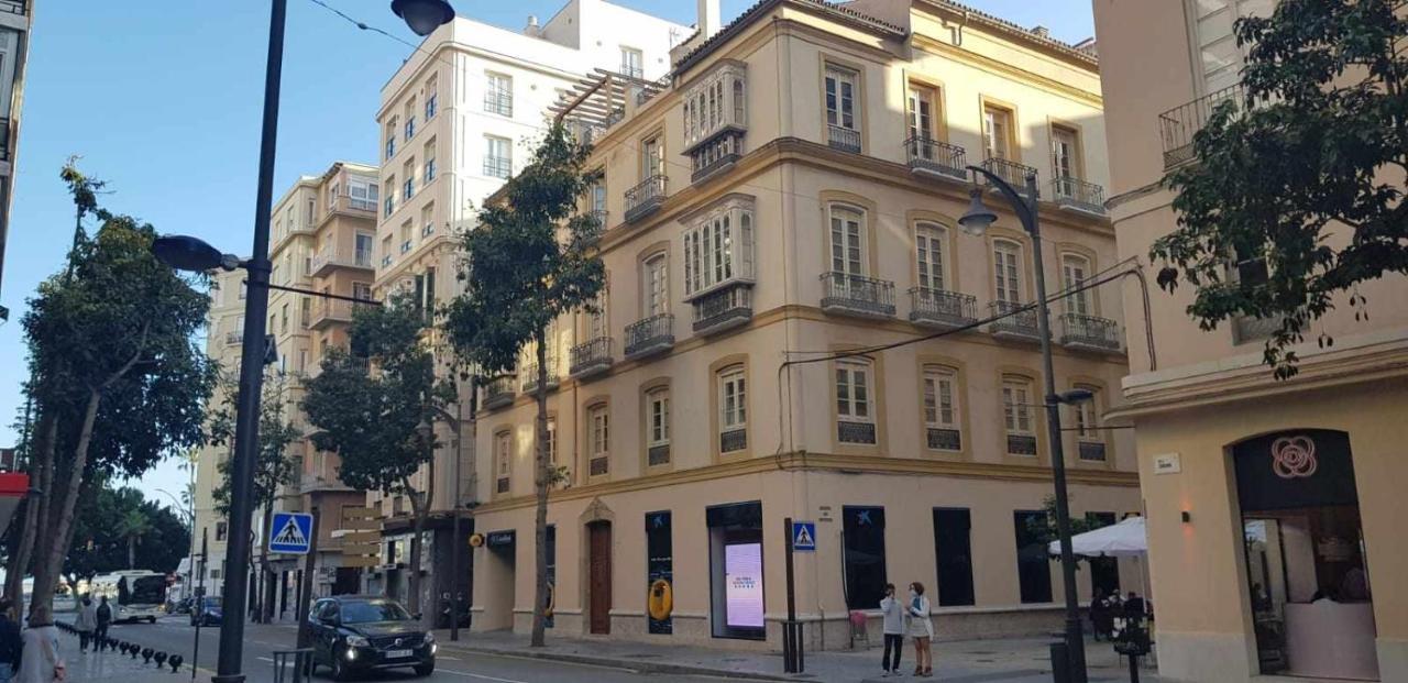 Acogedor Apartamento En El Corazon De Malaga Apartment Luaran gambar